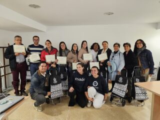 ✨💚 Encuentro Especial de Consumidores 💚✨
Ayer compartimos un espacio muy especial con nuestra comunidad de consumidores responsables. 🙌🌿
Fue un momento para agradecer, dialogar y seguir fortaleciendo los lazos que hacen posible este camino de consumo agroecológico, justo y solidario.
Gracias por ser parte de Canastas Verdes y por creer en una alimentación más consciente, saludable y cercana a nuestros territorios. 🌱🥕
#CanastasVerdes #ConsumoResponsable #Agroecología #EncuentroDeConsumidores #AlimentosConSentido